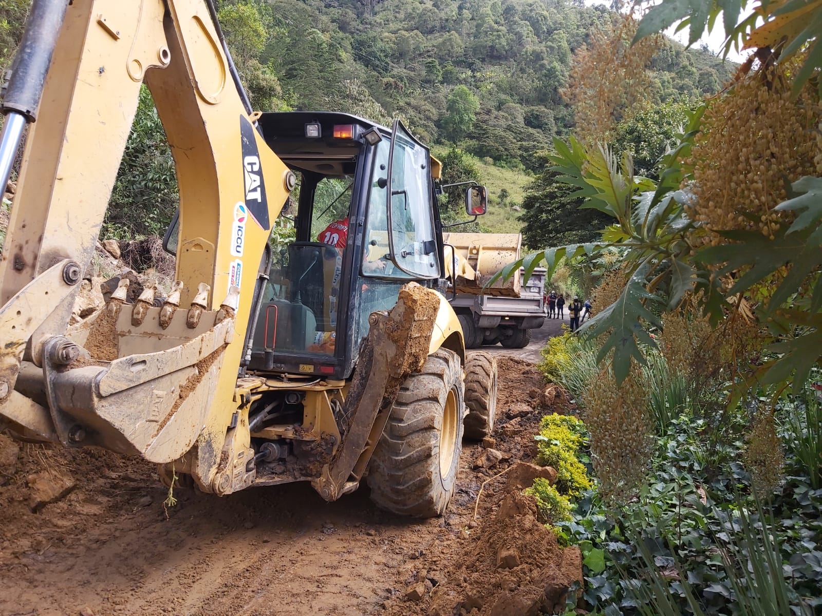 ATENDEMOS EMERGENCIA EN LA TRONCAL DEL GUAVIO