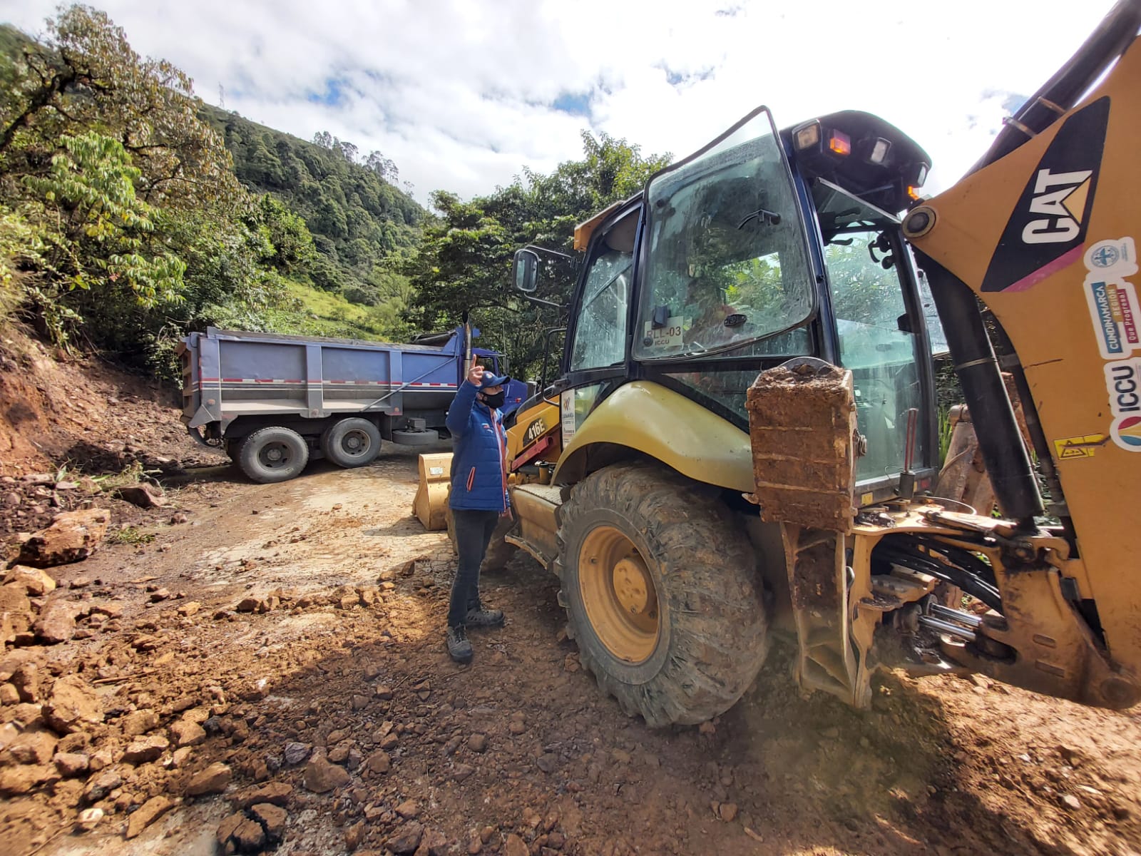 ATENDEMOS EMERGENCIA EN LA TRONCAL DEL GUAVIO